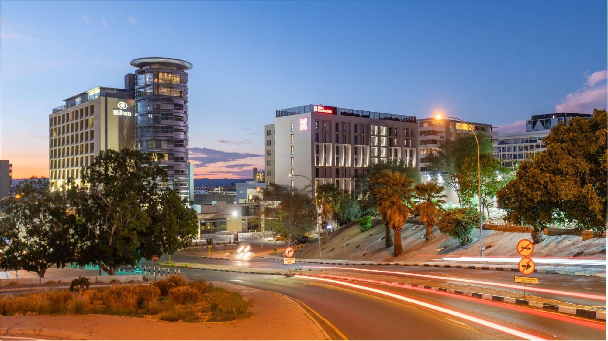 Hilton Garden Inn Windhoek Bagian luar foto