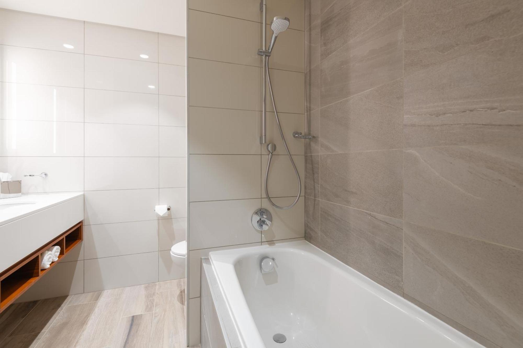 Hilton Garden Inn Windhoek Bagian luar foto